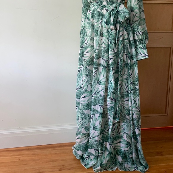 Petal Roz Green Tropical Print Chiffon Maxi Dress, Size S - Picture 4 of 16